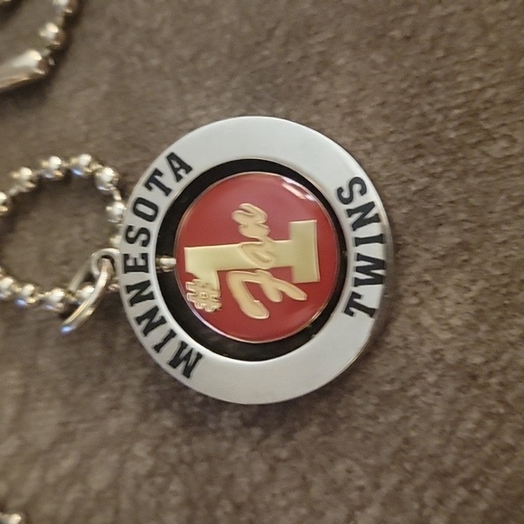 VTG PETER DAVID Minnesota Twins Ball Chain Spinner Pendant Necklace - Picture 4 of 4